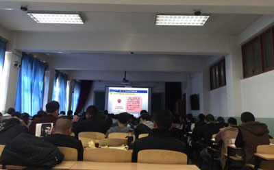 恒安管理咨詢(xún)溫馨提醒：秋意濃，保暖不可少